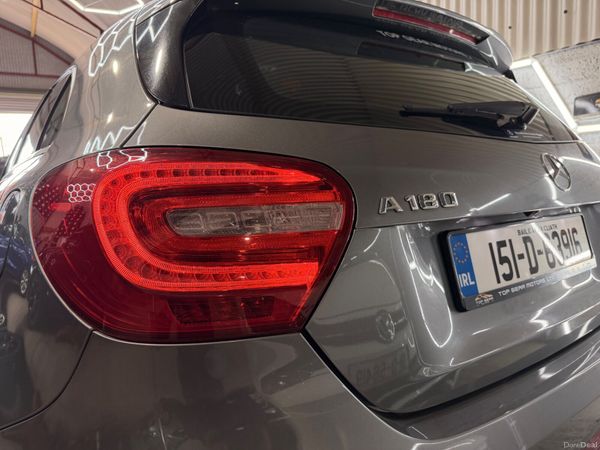 2015 Mercedes-Benz A Class Auto Style 393270547