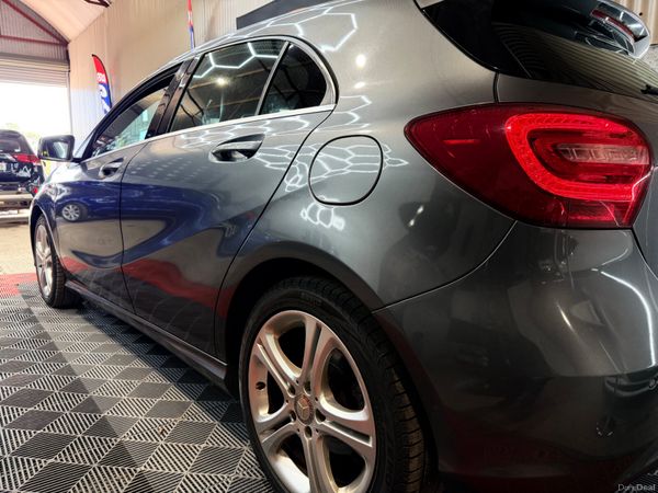 2015 Mercedes-Benz A Class Auto Style 393270567
