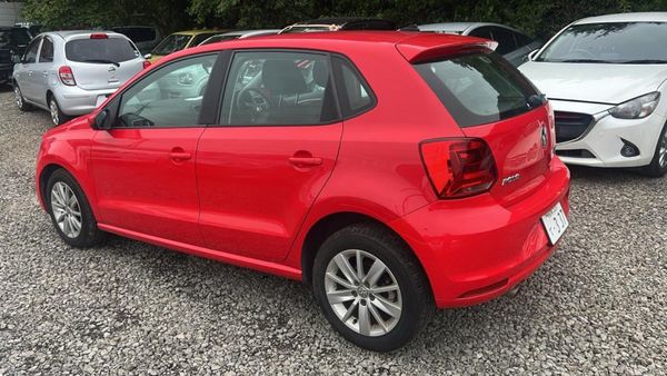 Volkswagen Polo 2015 low mileage with warranty 393278889