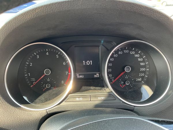 Volkswagen polo 2017 Low Mileage (10K miles) 393210431