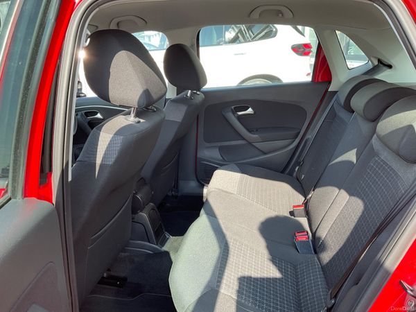 Volkswagen Polo 2017 Low Mileage(31kmiles) 393219217