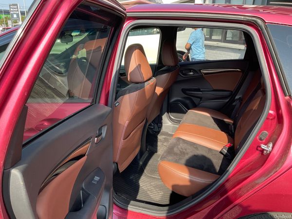 2018 Honda Fit  1.5 Hybrid Auto, >>38Kmiles Only<< 393220937