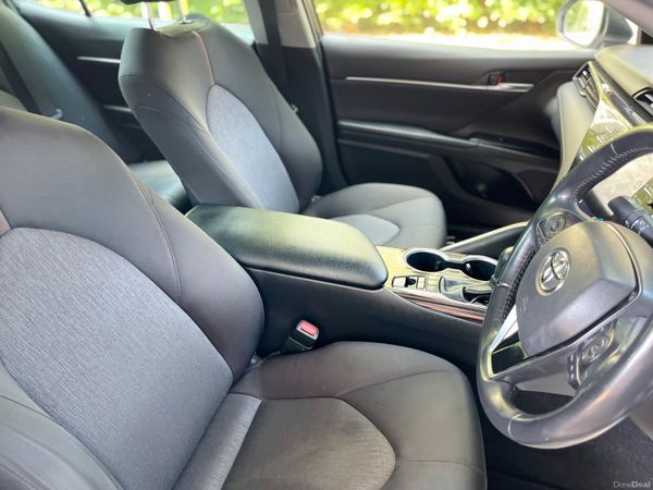 2021 Toyota Camry 2.5 Hybrid 393232449