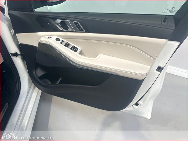 BMW X5 7 seats xDrive30d M Sport (MHT) 393365405
