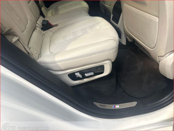 BMW X5 7 seats xDrive30d M Sport (MHT) 393365409