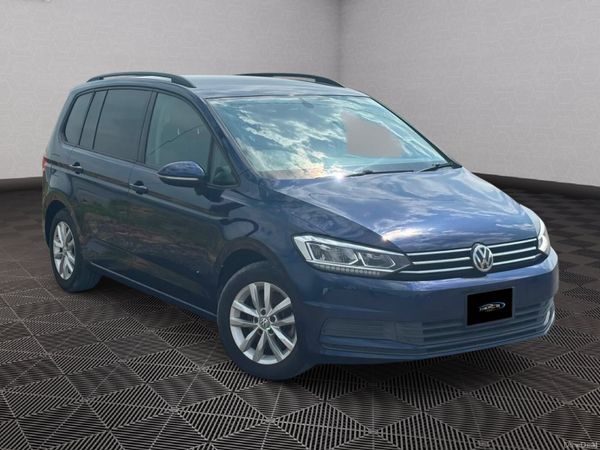 Volkswagen Touran 7-Seater Automatic 393370459