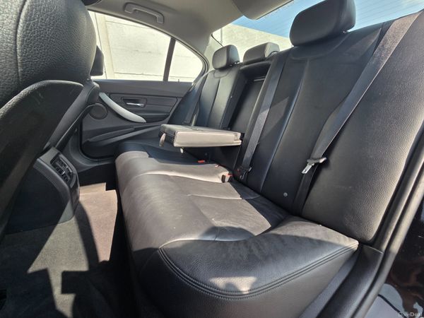 BMW 316D SE Manual 393371943