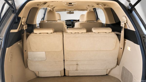 Toyota Estima 2.4L | Hybrid |G Leather Interior 393327391