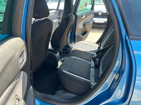 Vauxhall Crossland X Sport 393332467