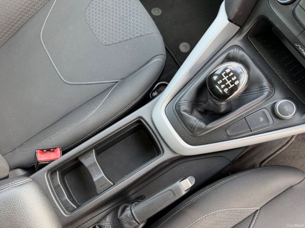 Ford Focus Excellent Condition 393443757