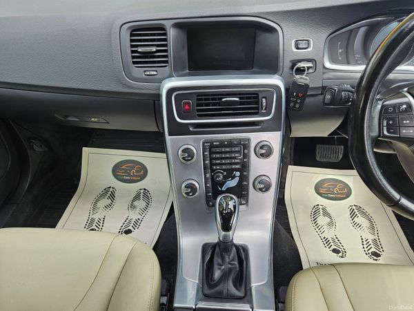 Volvo V60 2017 D4 AUTOMATIC NCT 06/27 393456003
