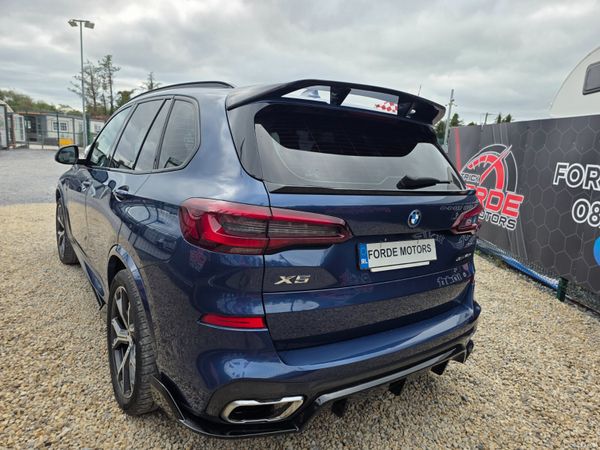 2022 BMW X5 xDrive45e M Sport Plug-in Hybrid 393467637