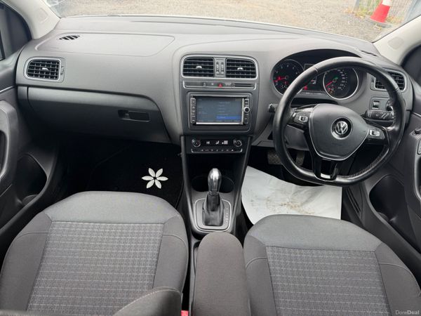 Volkswagen Polo Automatic 393403181