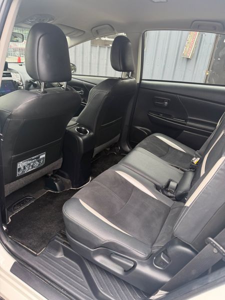 Toyota Prius GR Hybrid Automatic 393403571