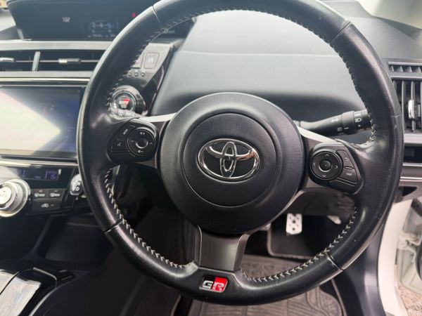 Toyota Prius GR Hybrid Automatic 393403583