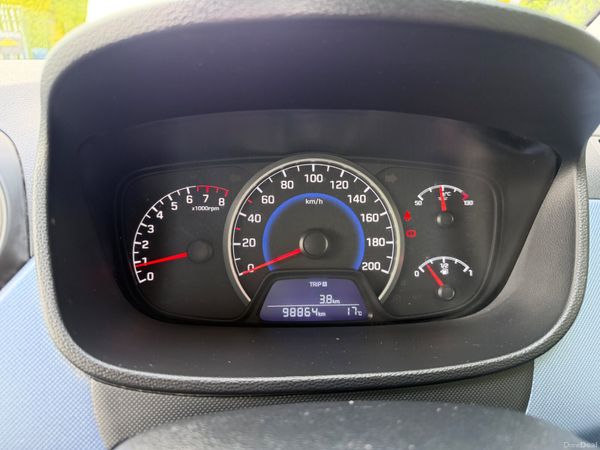Hyundai i10 2019 DELUXE 1.0 FULLY SERVICED 393414273