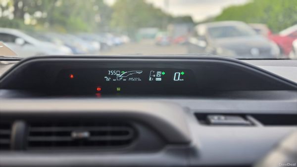 Toyota Aqua 2014 393415843