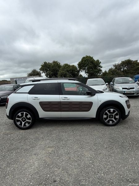 2017 Citroën C4 Cactus  | Automatic 1.2L Petrol 393415817