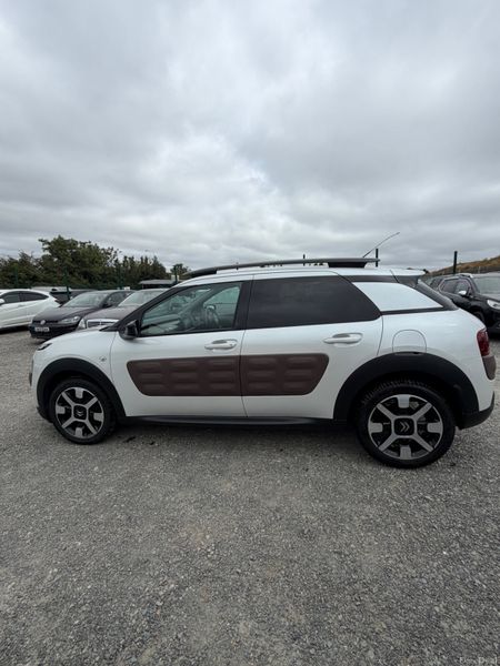 2017 Citroën C4 Cactus  | Automatic 1.2L Petrol 393415823