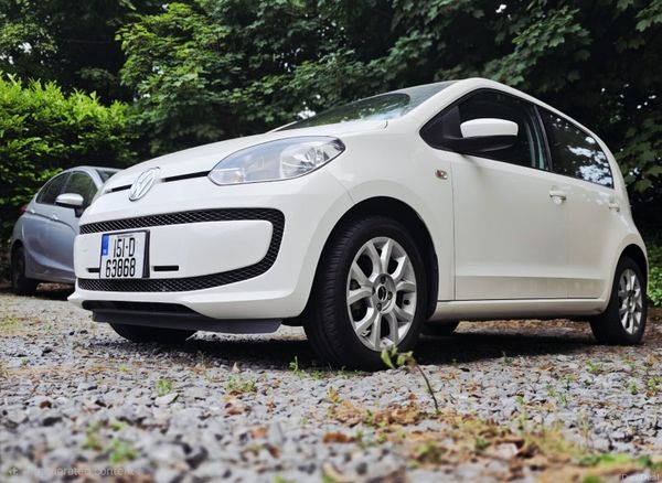 Volkswagen up! 2015 393420663