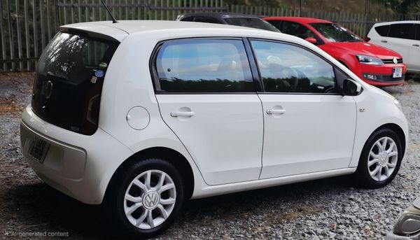 Volkswagen up! 2015 393420665
