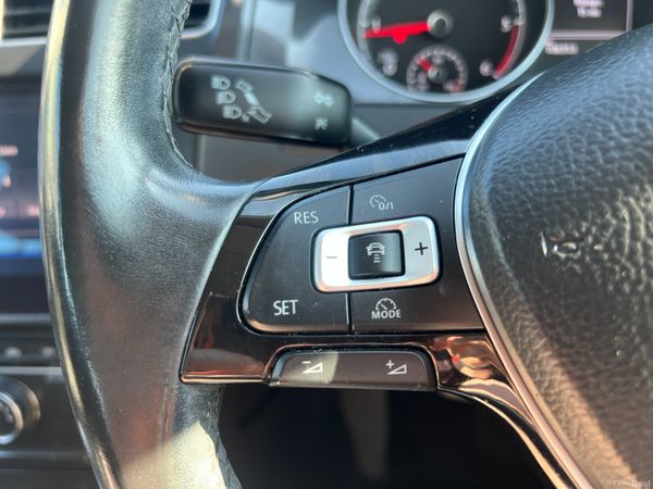 2017 (172) Volkswagen Golf SE 1.6 TDI - Automatic 393552869
