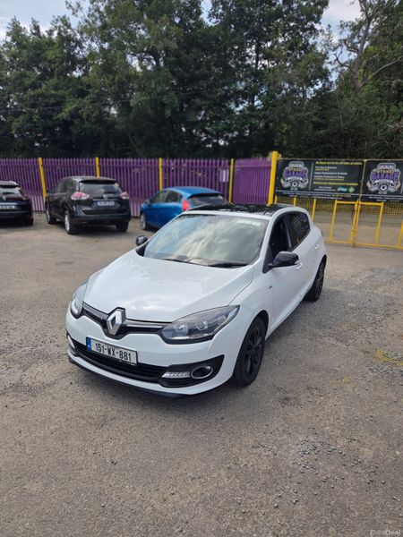 Pearl White Low Mileage Renault Megane 393558177