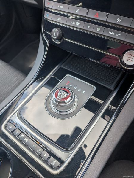 Jaguar XE 2015 AUTO NEW NCT / LOW KMS 393559923