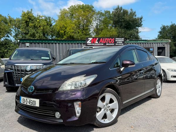 131 Toyota Prius Hybrid 393564209