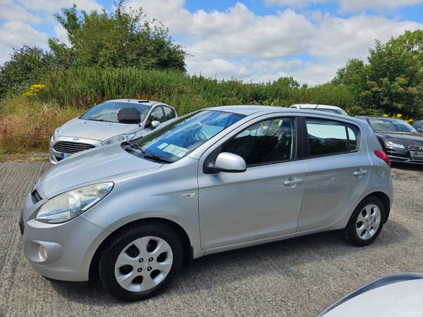 Hyundai i20 2010 1.2cc 5 door low mileage 393568107