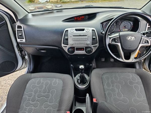 Hyundai i20 2010 1.2cc 5 door low mileage 393569301