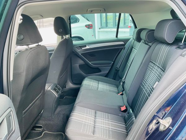 Volkswagen GOLF 2015 Automatic  16K miles only 393584841