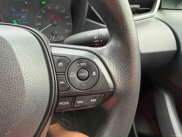 232  TOYOTA COROLLA 18 HYBRID 393508449