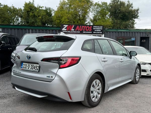232  TOYOTA COROLLA 18 HYBRID 393508437
