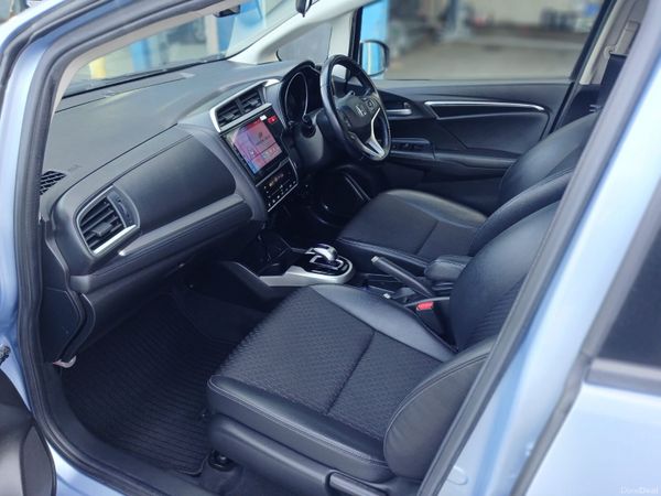 2014 Honda Fit Hybrid / L Spec/ Car play 393530041