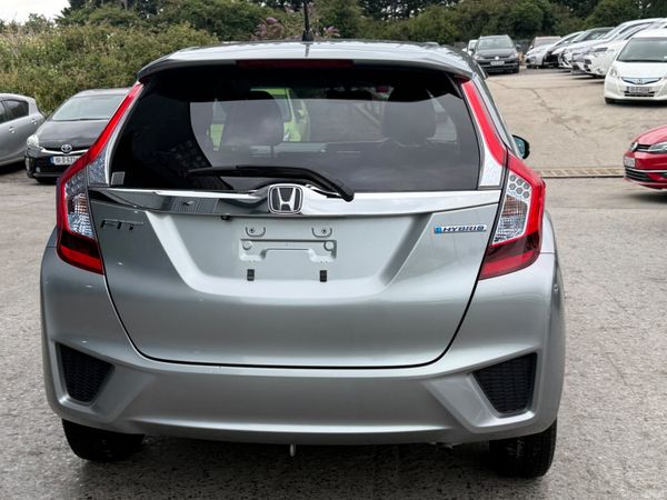 2014 Honda Fit Hybrid / L Spec/ Car play 393530031