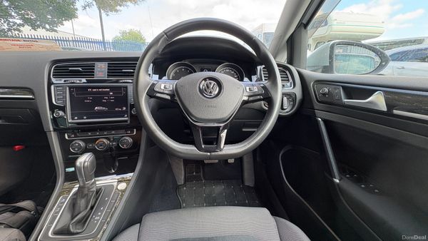 Volkswagen Golf 1.4TSI Auto 2017 393646257
