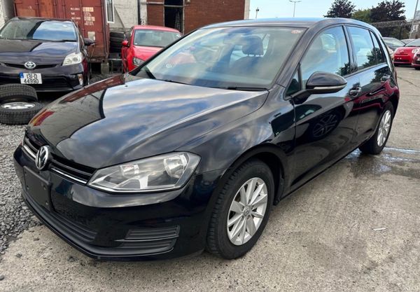 2014 Volkswagen Golf, 2 of 13