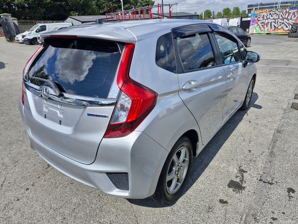 2015 Honda Fit 1.5L Hybrid Low Miles Fresh NCT 393649043