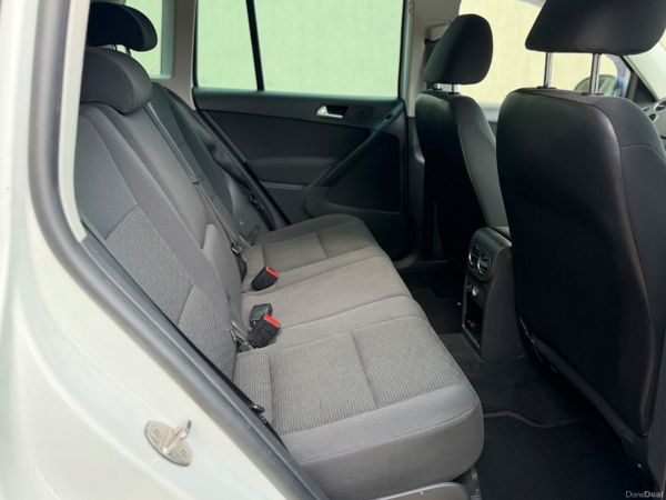 Vw Tiguan Life 141 2.0 TDI 393650439