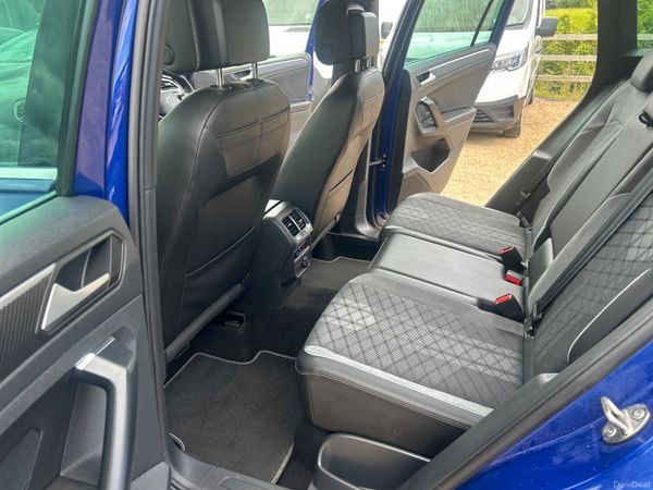 Volkswagen Tiguan R line 393662747
