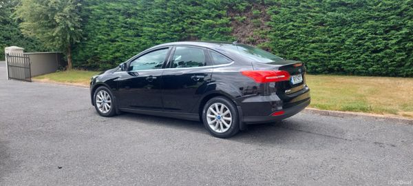 Ford Focus 2016 393666183