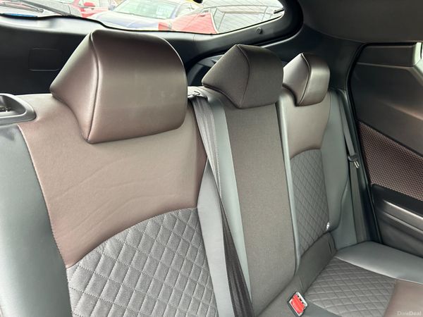 TOYOTA CHR 2019, 1.8 HYBRID AUTO LOW KMS HIGH SPEC 393682285