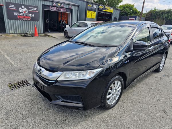 2015 Honda Grace 1.5L Hybrid Automatic Fresh NCT 393613821