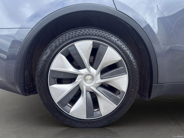 Tesla Model Y AWD Dual Motor Long Range 393762143