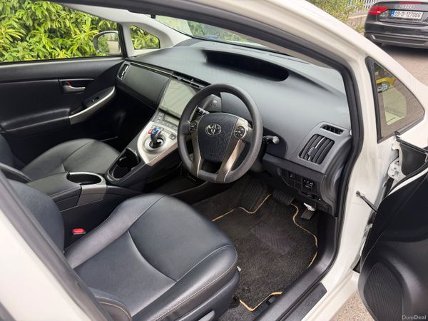 Toyota Prius Self Charging Hybrid 393767487