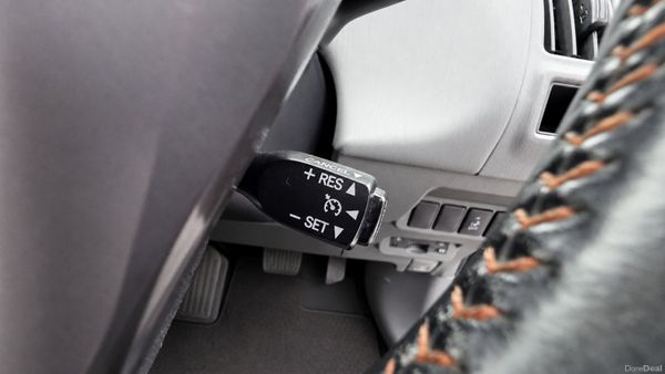 Toyota prius alpha 7 seater Self charging Hybrid 393769125