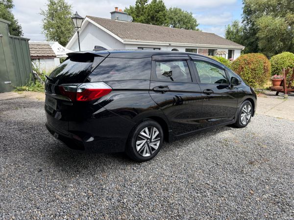 Honda Shuttle 2017 1.5 Petrol Hybrid 393769507