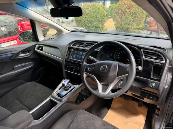 Honda Shuttle 2017 1.5 Petrol Hybrid 393769523