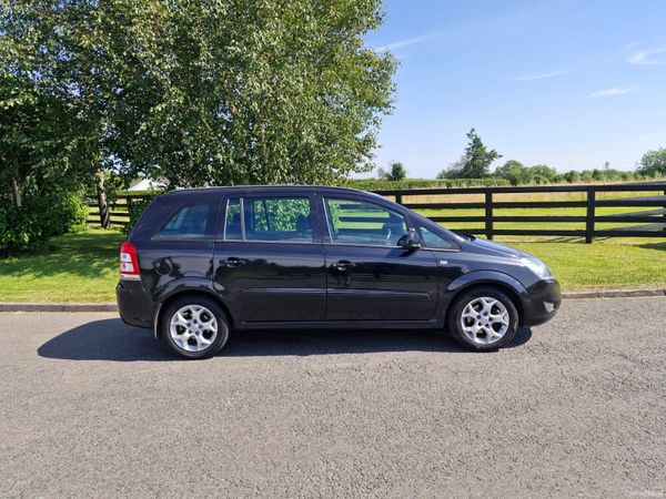 Vauxhall Zafira 2013 393717003